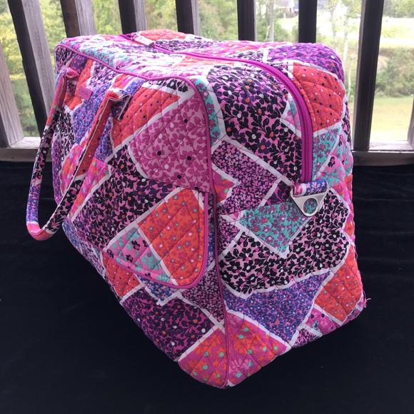 VERA BRADLEY Grand Traveler NWT - Picture 4 of 6